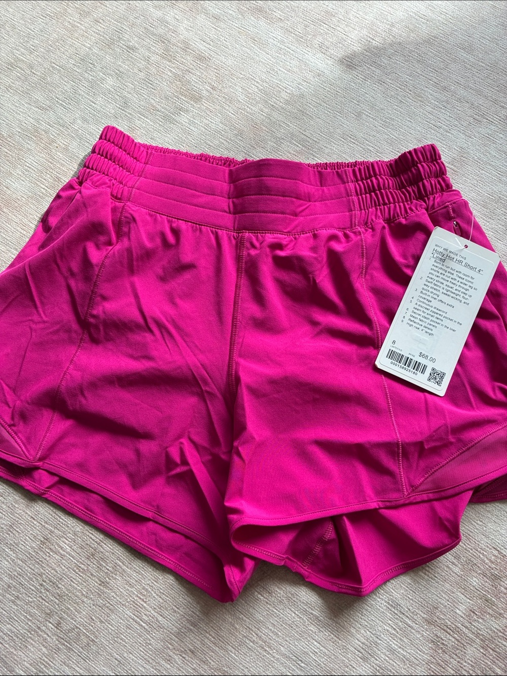 NWT Lululemon Hotty Hot HR shorts size 8 - 4” lined